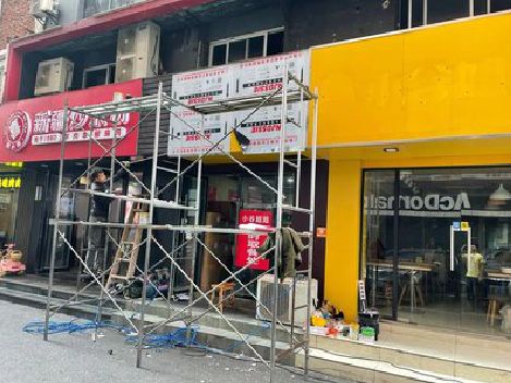 潢川制作广告招牌如何避免它发黄？